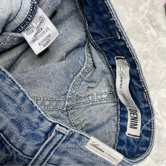 Lovers + Friends Dylan Cuffed Boyfriend Denim Jean Shorts in Skycrest Size 24 - Picture 11 of 15